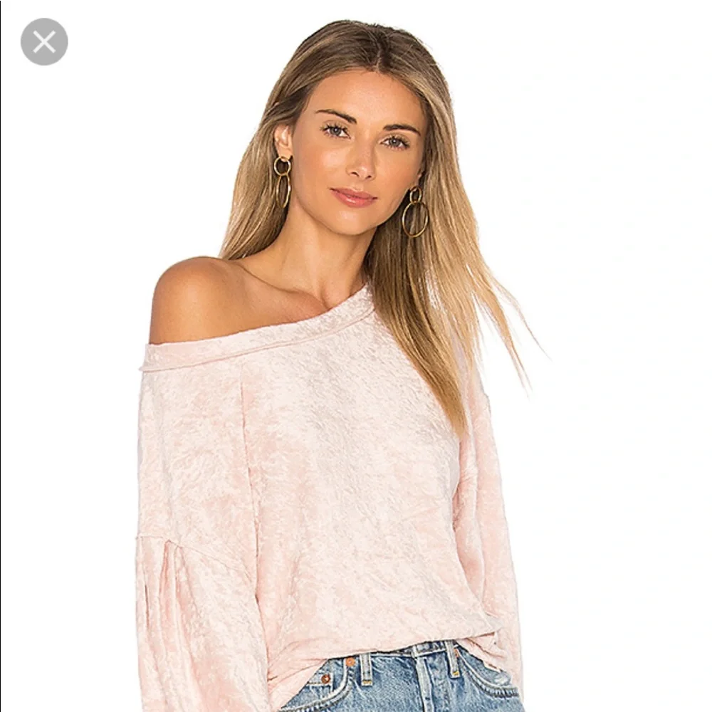 FREE PEOPLE MILAN CRUSHED VELVET LONG SLEEVE TOP‎ BLUSH Boho Coastal Grandmother
